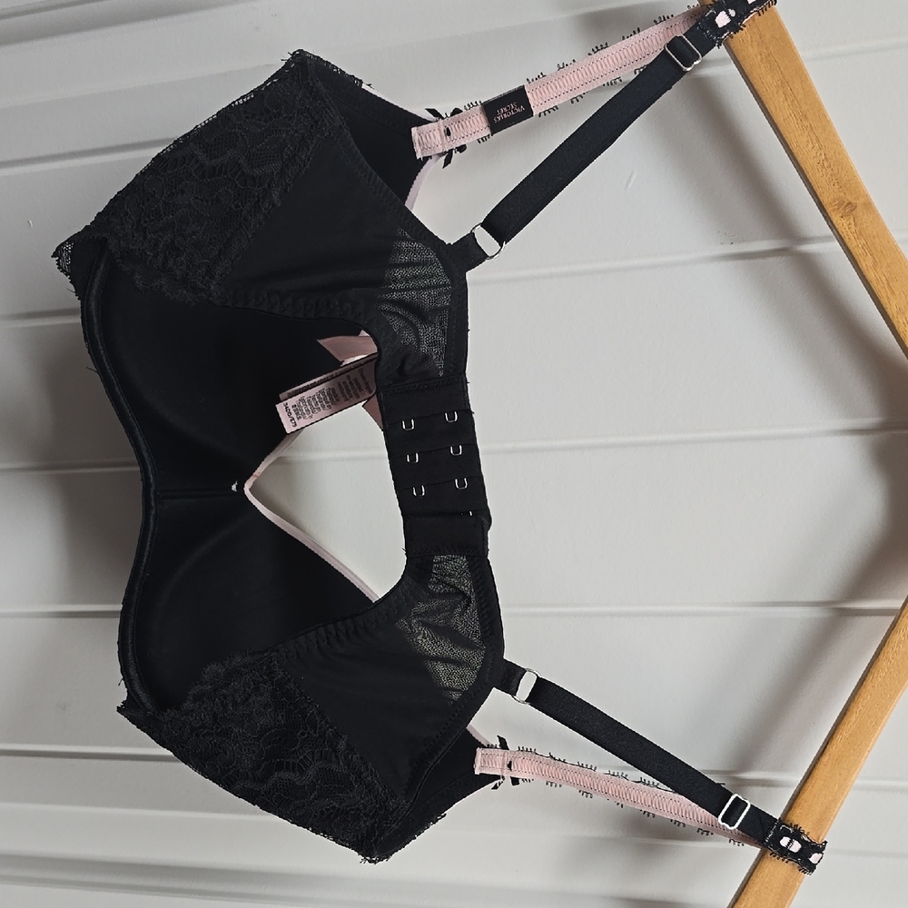NEW 34DD Victoria's Secret Black and Pink Lace Bra - Picture 5 of 8